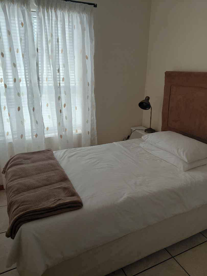 To Let 3 Bedroom Property for Rent in Summerstrand Eastern Cape